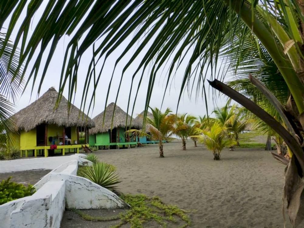 Eco-Hotel Playa Quilombo Las Lisas エクステリア 写真