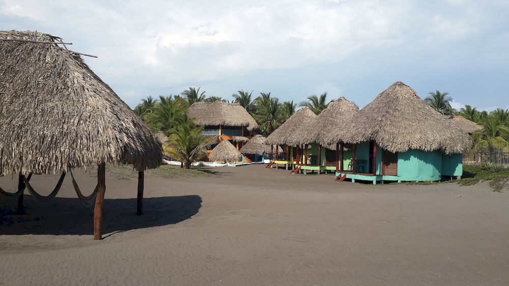 Eco-Hotel Playa Quilombo Las Lisas エクステリア 写真