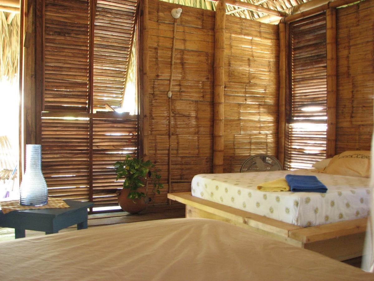 Eco-Hotel Playa Quilombo Las Lisas エクステリア 写真