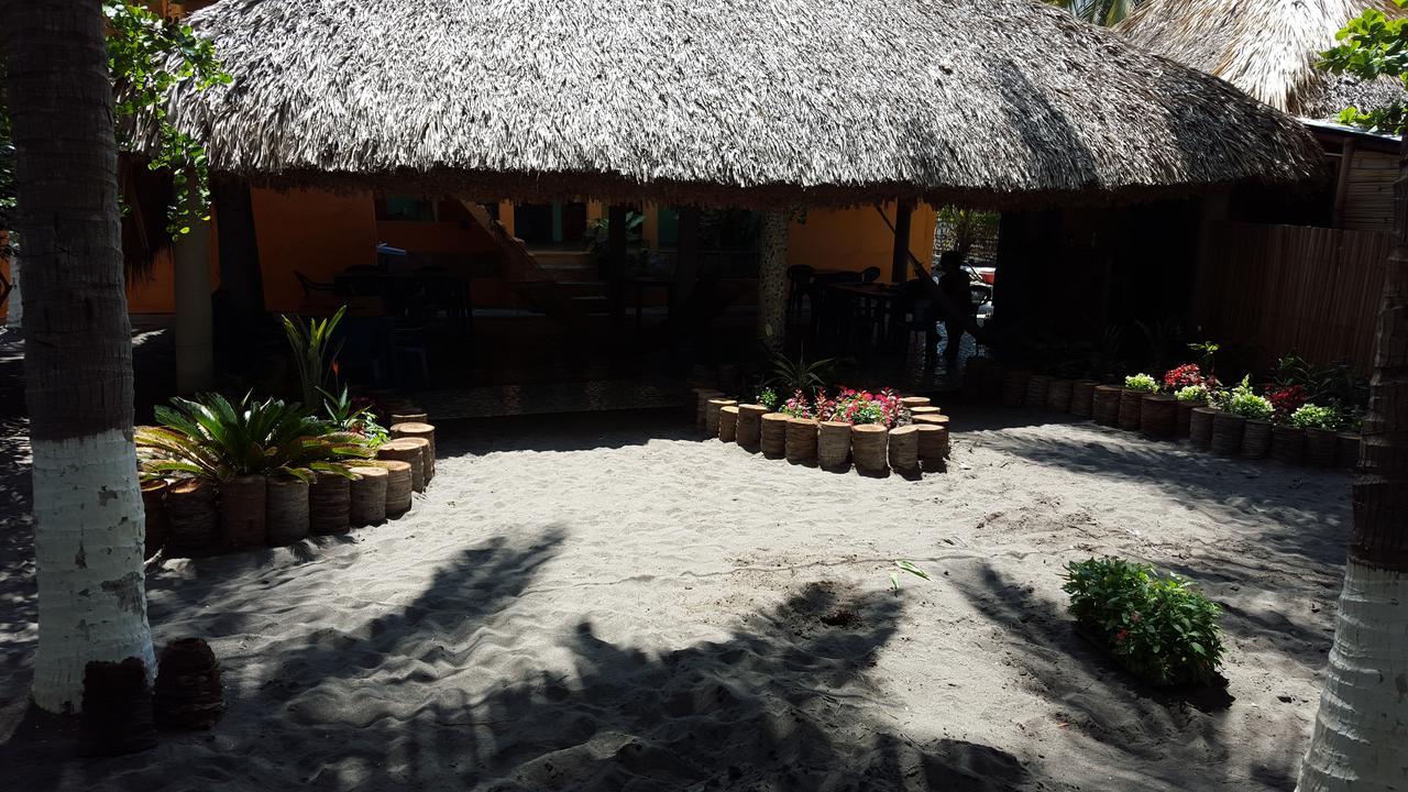 Eco-Hotel Playa Quilombo Las Lisas エクステリア 写真