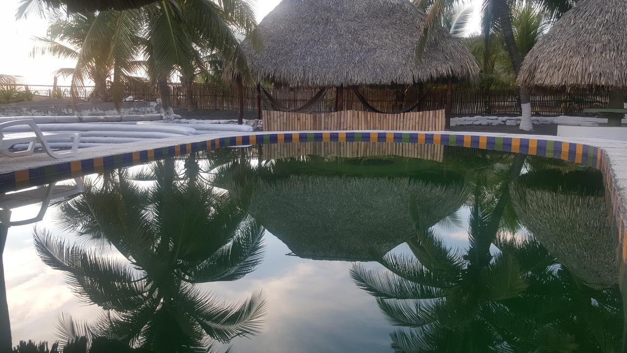 Eco-Hotel Playa Quilombo Las Lisas エクステリア 写真