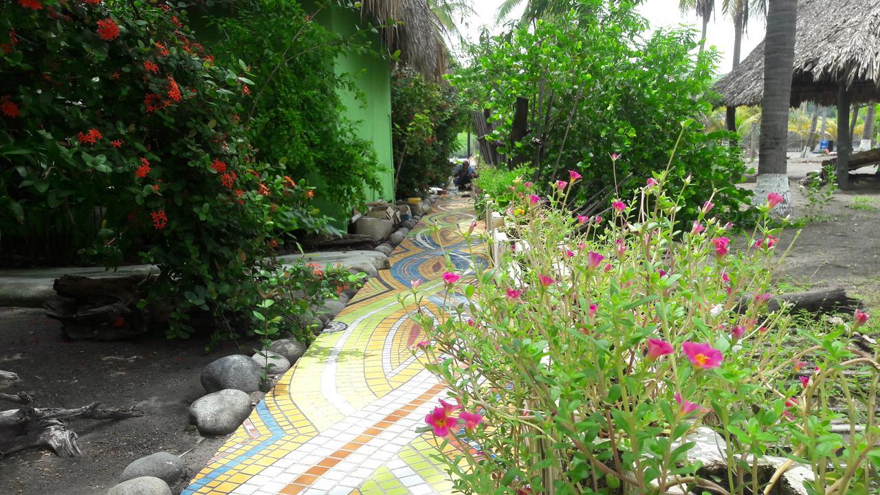 Eco-Hotel Playa Quilombo Las Lisas エクステリア 写真