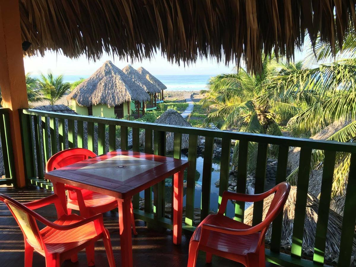 Eco-Hotel Playa Quilombo Las Lisas エクステリア 写真